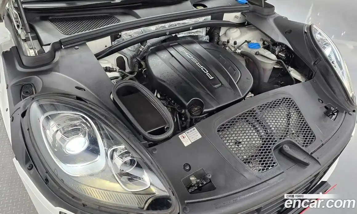 Porsche Macan 2017 2.0 Автомат в Москве № 213280, фото 6