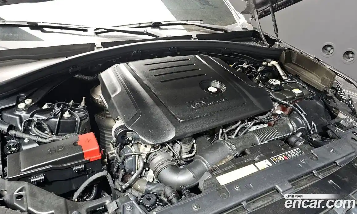 Land Rover Range-Rover Velar 2018 2.0 Автомат в Москве № 213448, фото 7