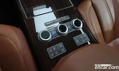 Land Rover Range-Rover 2017 4.4 Автомат в Москве № 213713, миниатюра 3