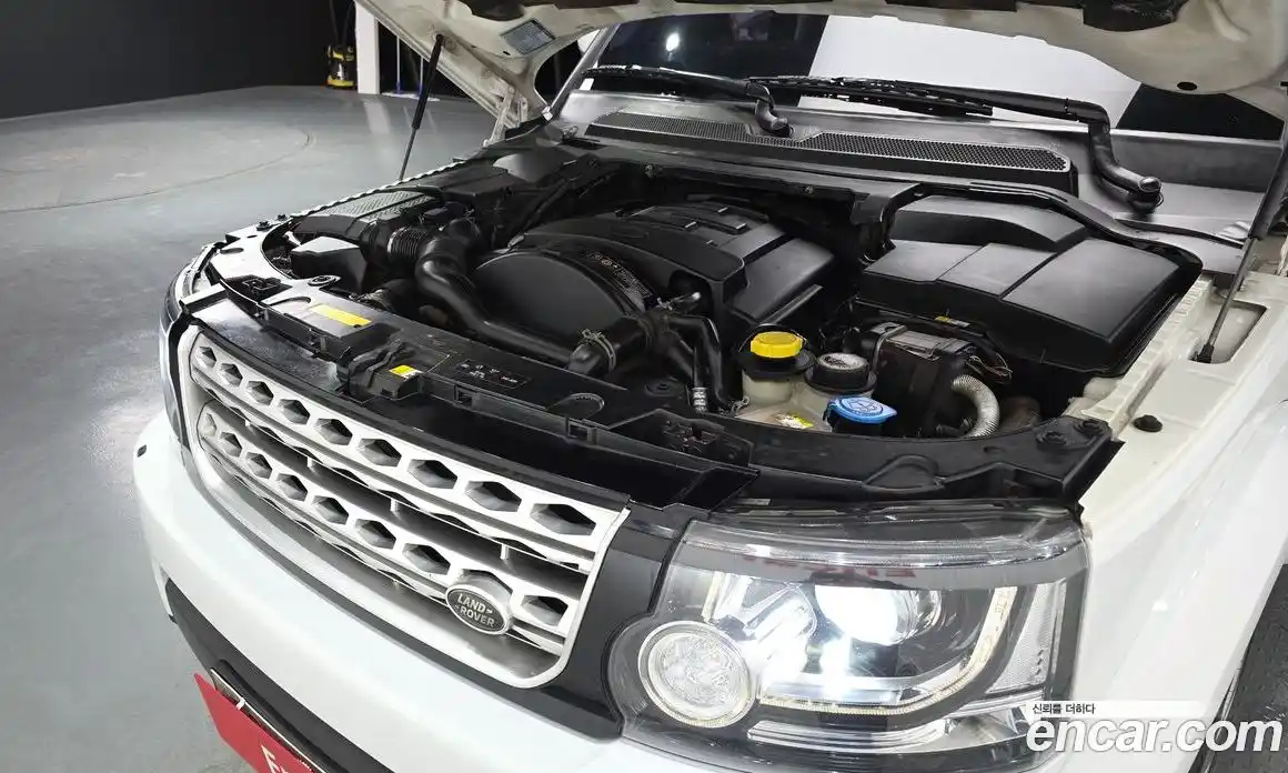 Land Rover Discovery 2016 3.0 Автомат в Москве № 213766, фото 16