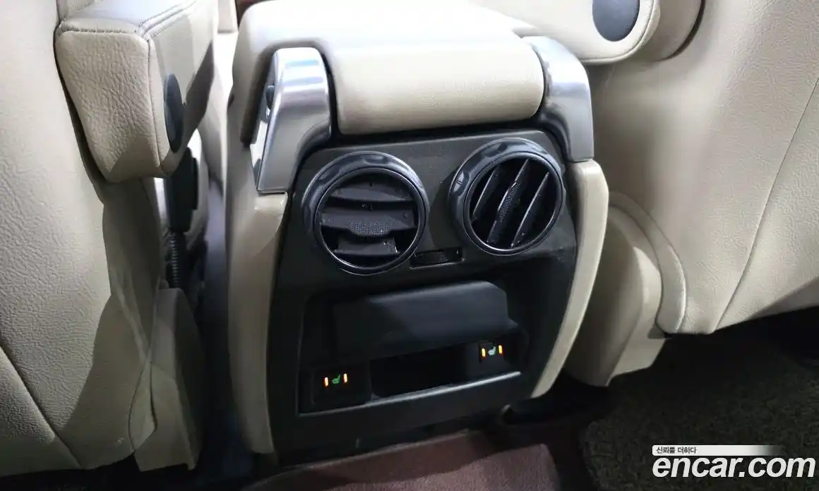 Land Rover Discovery 2016 3.0 Автомат в Москве № 213766, фото 18