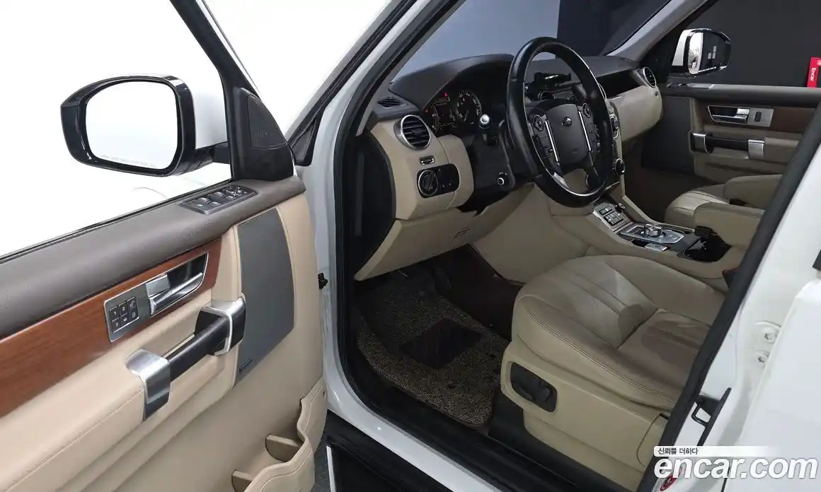 Land Rover Discovery 2016 3.0 Автомат в Москве № 213766, фото 6