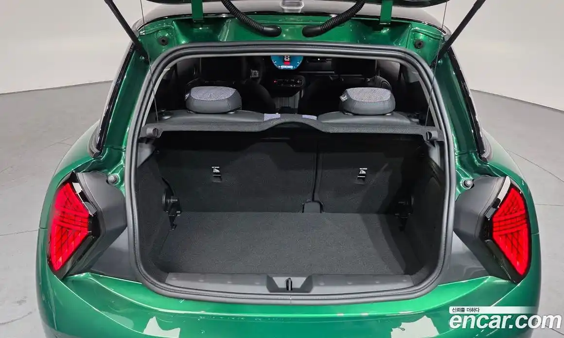 Mini Cooper 2025 2.0 Автомат в Москве № 213998, фото 19