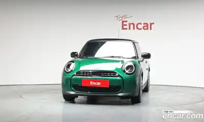 Mini Cooper 2025 2.0 Автомат в Москве № 213998, миниатюра 2