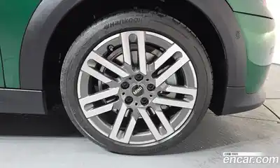 Mini Cooper 2025 2.0 Автомат в Москве № 213998, миниатюра 4