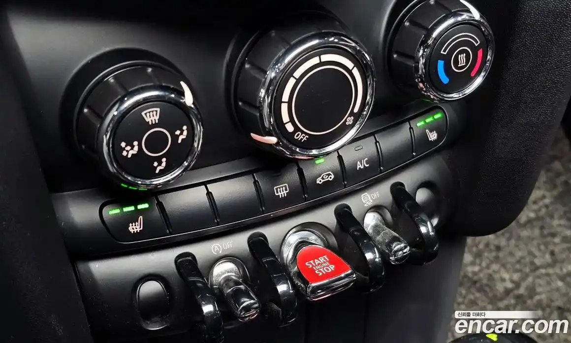 Mini Cooper 2016 1.5 Автомат в Москве № 214334, фото 18