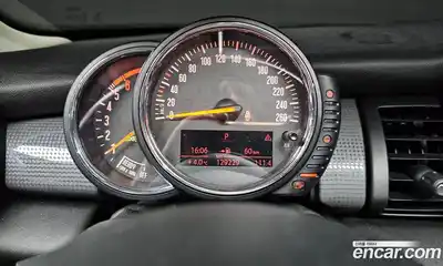 Mini Cooper 2016 1.5 Автомат в Москве № 214334, миниатюра 8