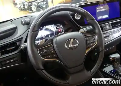 Lexus ES 2025 2.5 Автомат в Москве № 214782, миниатюра 12