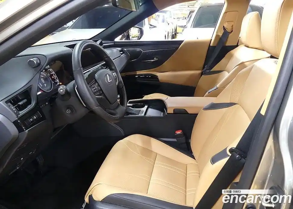 Lexus ES 2025 2.5 Автомат в Москве № 214782, фото 10