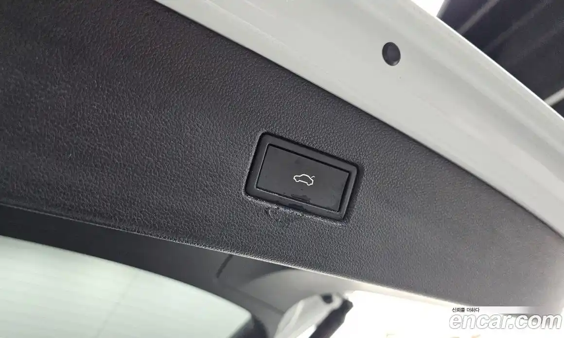 Volkswagen Tiguan 2023 2.0 Автомат в Москве № 215074, фото 20