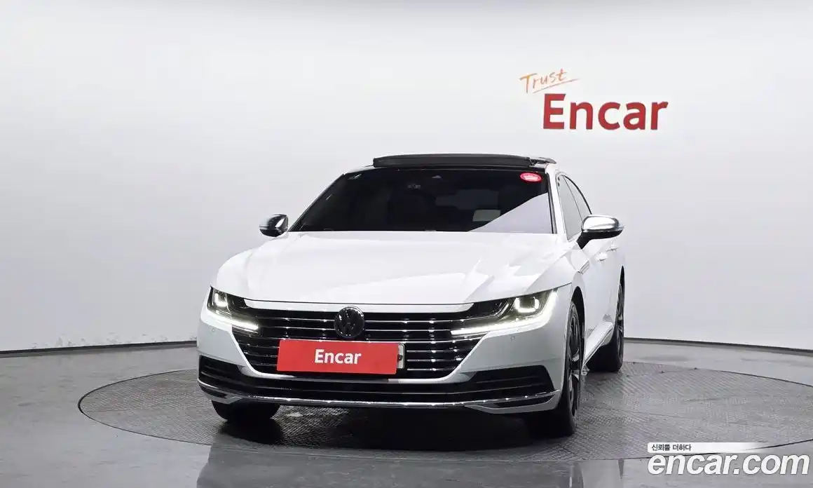 Volkswagen Arteon 2019 2.0 Автомат в Москве № 215225, фото 3