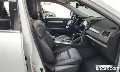 Renault QM6 2024 2.0 Автомат в Москве № 221981, миниатюра 12