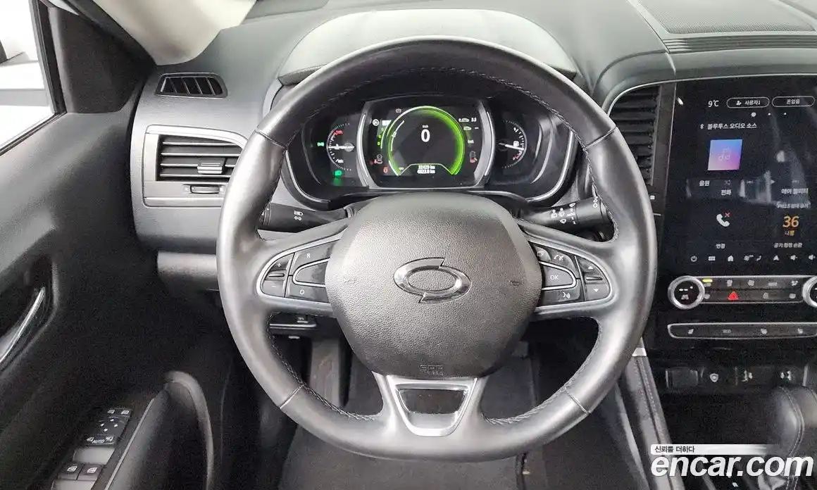 Renault QM6 2024 2.0 Автомат в Москве № 221981, фото 9