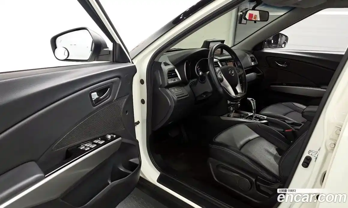 SsangYong TIBOLI 2016 1.6 Автомат в Москве № 22247, фото 8