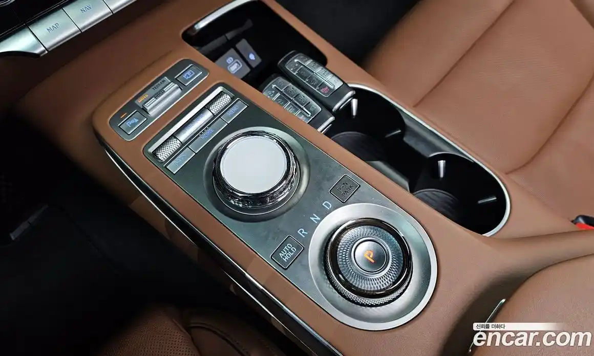 Genesis GV70 2021 2.5 Автомат в Москве № 22492, фото 17