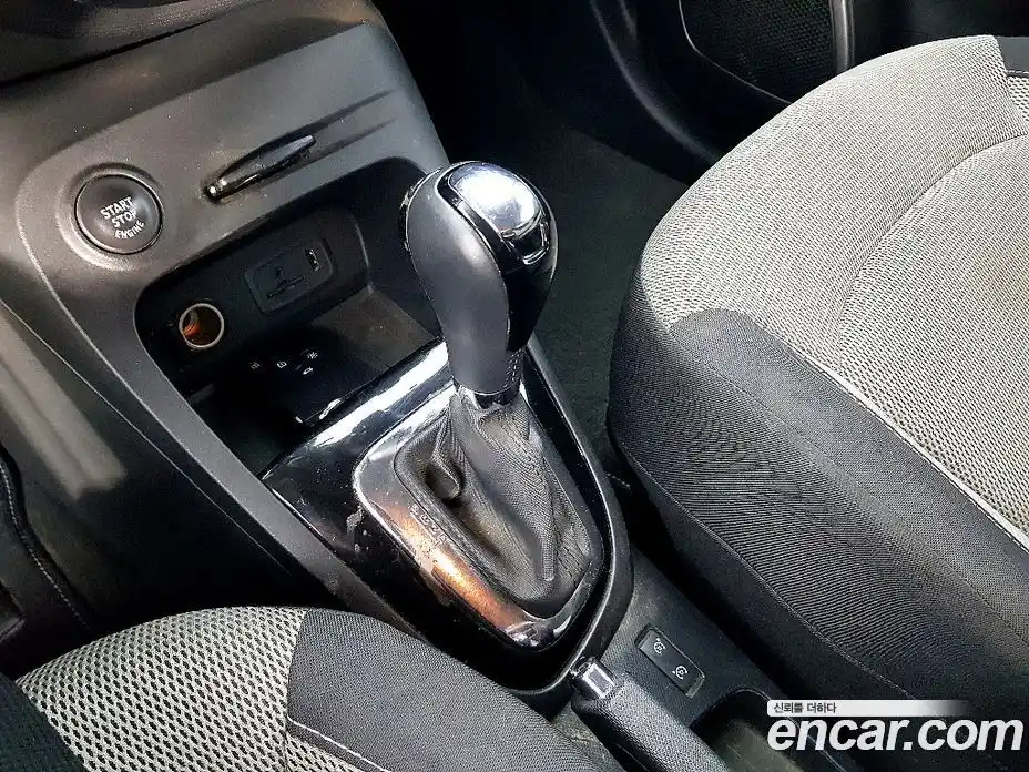 Renault QM3 2014 1.5 Автомат в Москве № 226863, фото 14