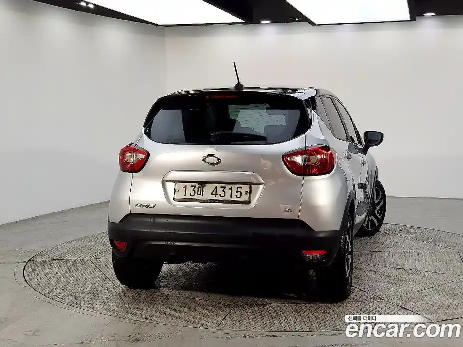 Renault QM3 2014 1.5 Автомат в Москве № 226863, фото 4