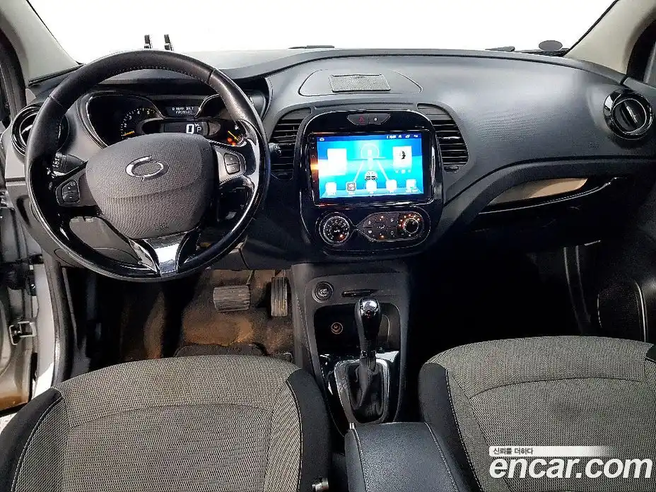 Renault QM3 2014 1.5 Автомат в Москве № 226863, фото 7