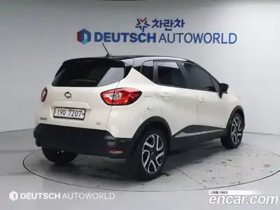 Renault QM3 2015 1.5 Автомат в Москве № 227338, миниатюра 2