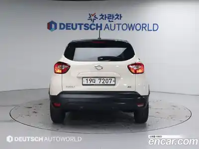 Renault QM3 2015 1.5 Автомат в Москве № 227338, миниатюра 4