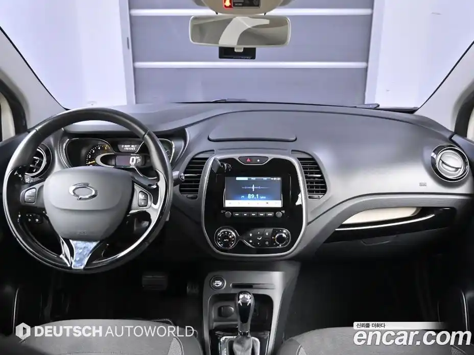 Renault QM3 2015 1.5 Автомат в Москве № 227338, фото 7