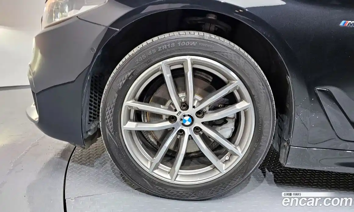 BMW 5-Series 2017 2.0 Автомат в Москве № 229257, фото 13