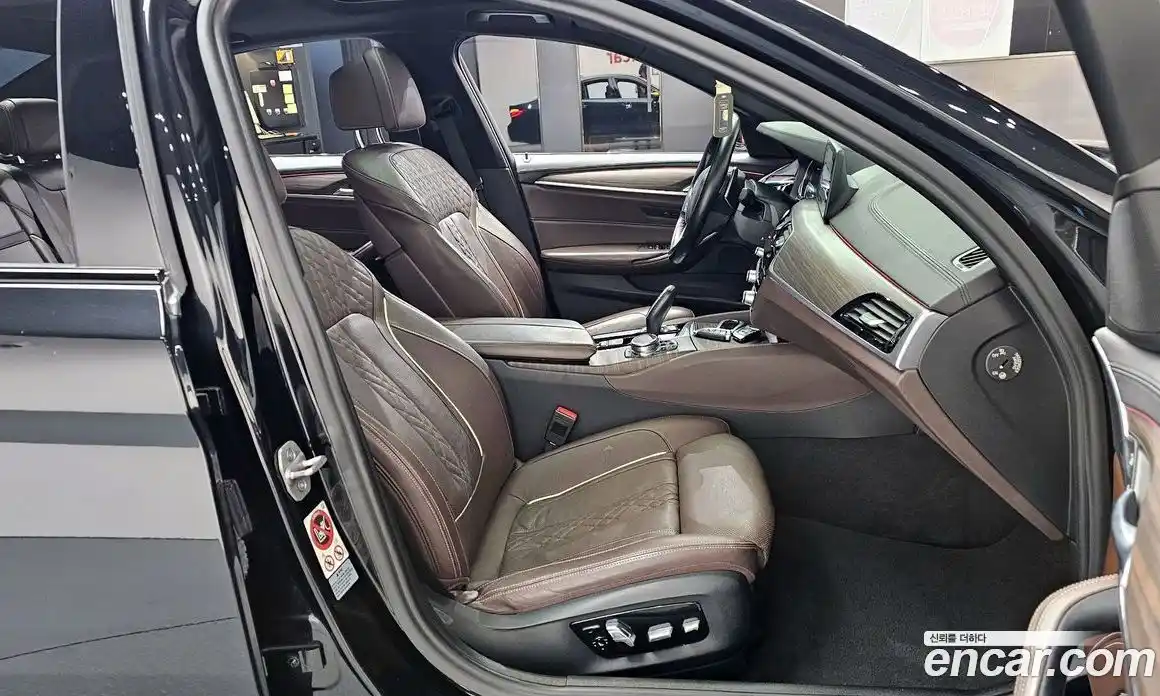 BMW 5-Series 2017 2.0 Автомат в Москве № 229257, фото 14