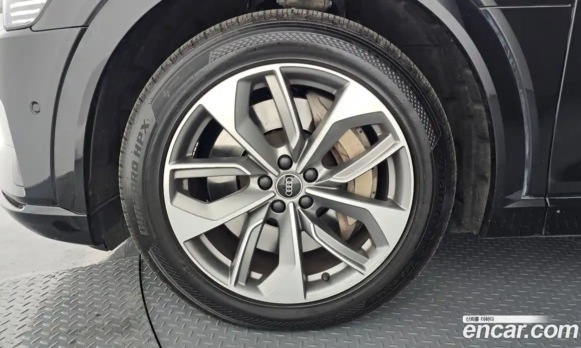 Audi e-tron 2022 0.2 Автомат в Москве № 230097, фото 5