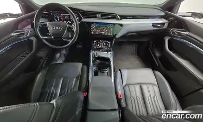 Audi e-tron 2022 0.2 Автомат в Москве № 230097, миниатюра 7