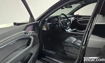 Audi e-tron 2022 0.2 Автомат в Москве № 230097, миниатюра 10