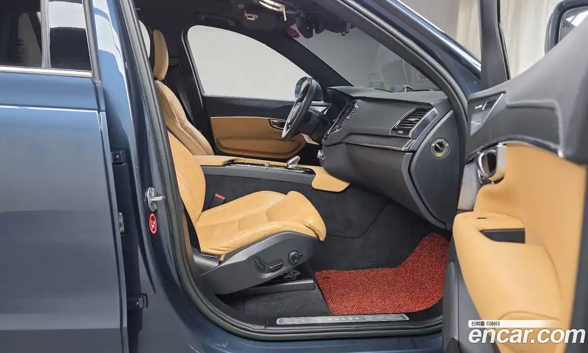 Volvo XC90 2023 2.0 Автомат в Москве № 230490, фото 16