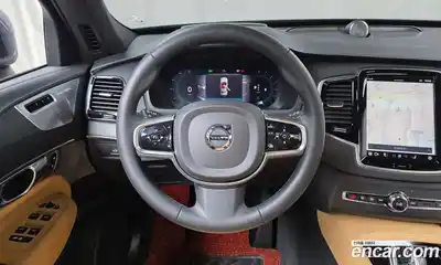 Volvo XC90 2023 2.0 Автомат в Москве № 230490, миниатюра 2
