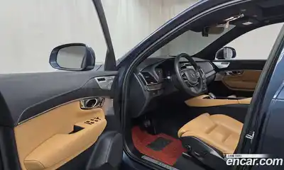 Volvo XC90 2023 2.0 Автомат в Москве № 230490, миниатюра 9