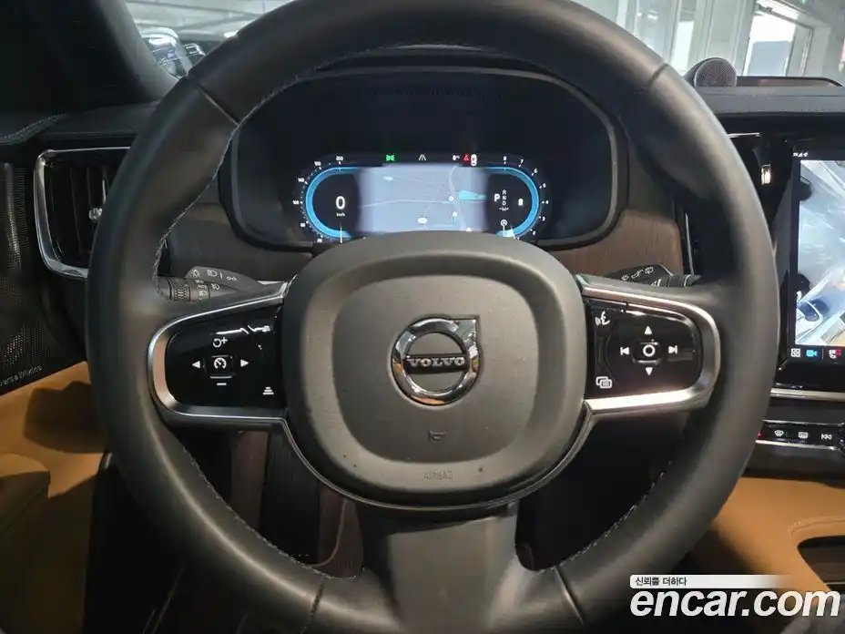 Volvo V90 2024 2.0 Автомат в Москве № 230834, фото 12