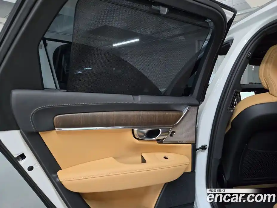 Volvo V90 2024 2.0 Автомат в Москве № 230834, фото 13