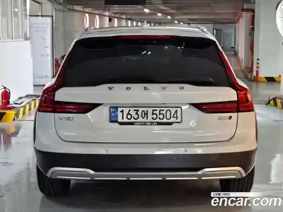 Volvo V90 2024 2.0 Автомат в Москве № 230834, миниатюра 4
