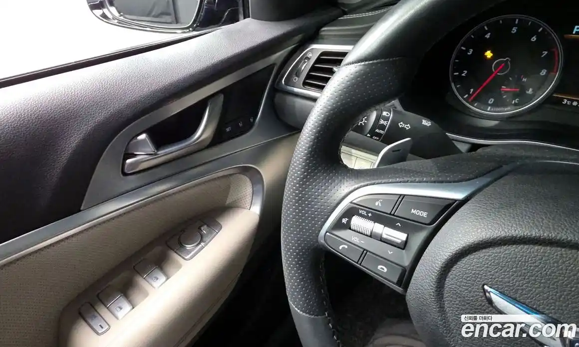 Genesis G70 2019 2.0 Автомат в Москве № 23130, фото 14