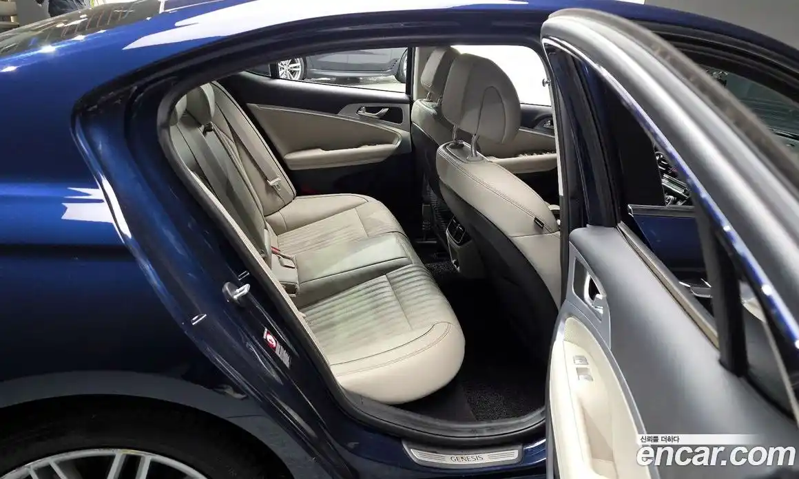 Genesis G70 2019 2.0 Автомат в Москве № 23130, фото 16