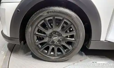 Mini Cooper 2024 1.5 Автомат в Москве № 231419, миниатюра 5