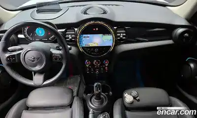 Mini Cooper 2024 1.5 Автомат в Москве № 231419, миниатюра 7