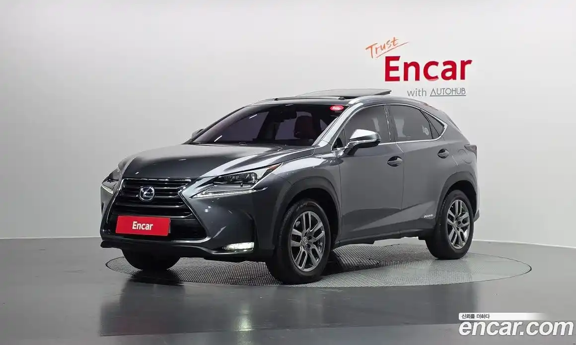 Lexus NX 2017 2.5 Автомат в Москве № 232001, фото 1