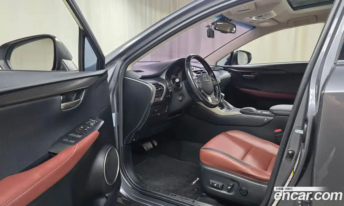 Lexus NX 2017 2.5 Автомат в Москве № 232001, фото 12