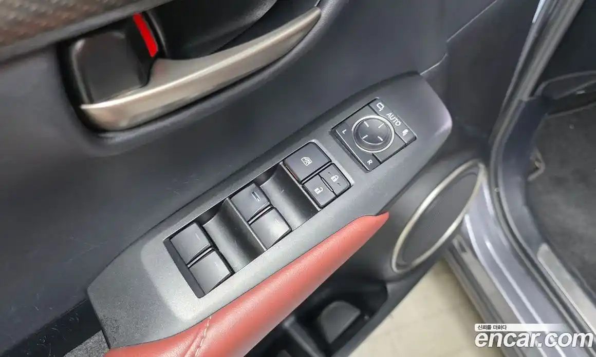 Lexus NX 2017 2.5 Автомат в Москве № 232001, фото 13