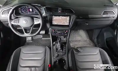 Volkswagen Tiguan 2022 2.0 Автомат в Москве № 232135, миниатюра 7