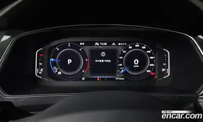 Volkswagen Tiguan 2022 2.0 Автомат в Москве № 232135, миниатюра 8