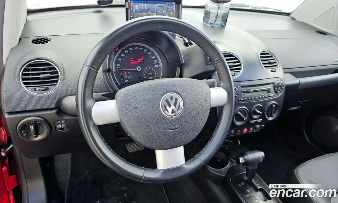 Volkswagen Beatle 2011 2.0 Автомат в Москве № 232193, фото 11