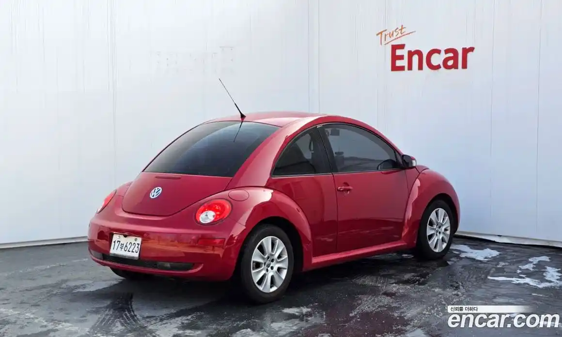 Volkswagen Beatle 2011 2.0 Автомат в Москве № 232193, фото 13