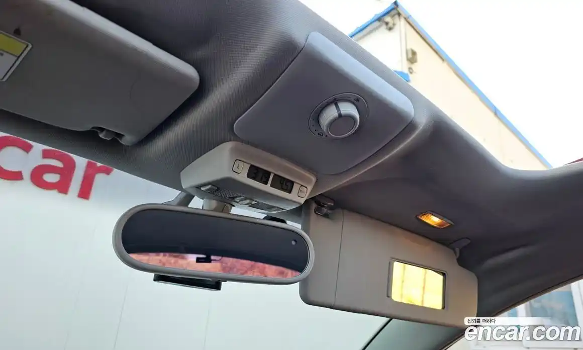 Volkswagen Beatle 2011 2.0 Автомат в Москве № 232193, фото 17