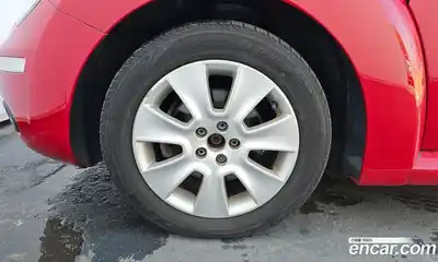 Volkswagen Beatle 2011 2.0 Автомат в Москве № 232193, миниатюра 2