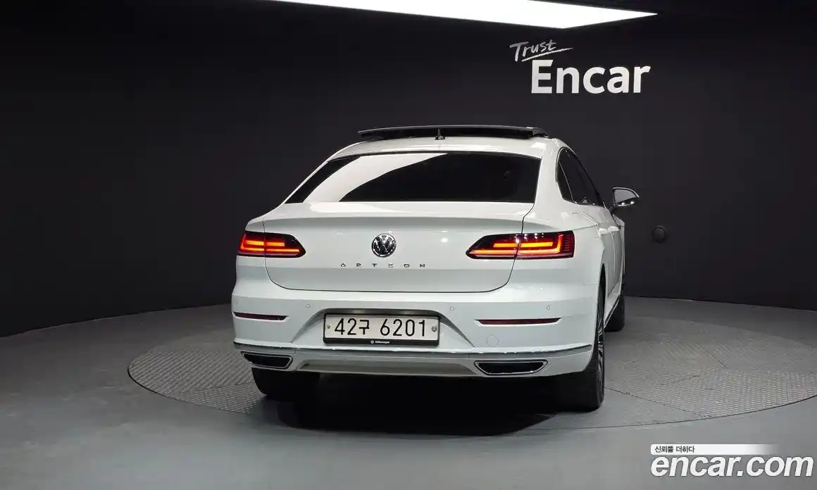 Volkswagen Arteon 2019 2.0 Автомат в Москве № 232247, фото 4